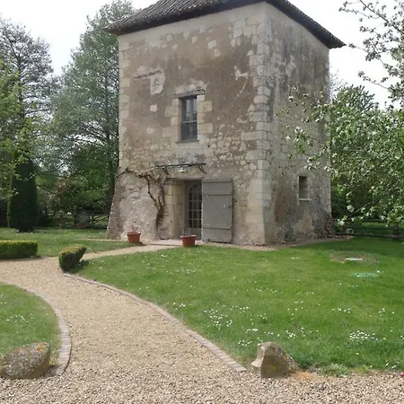 La Tour Du Grand Boust